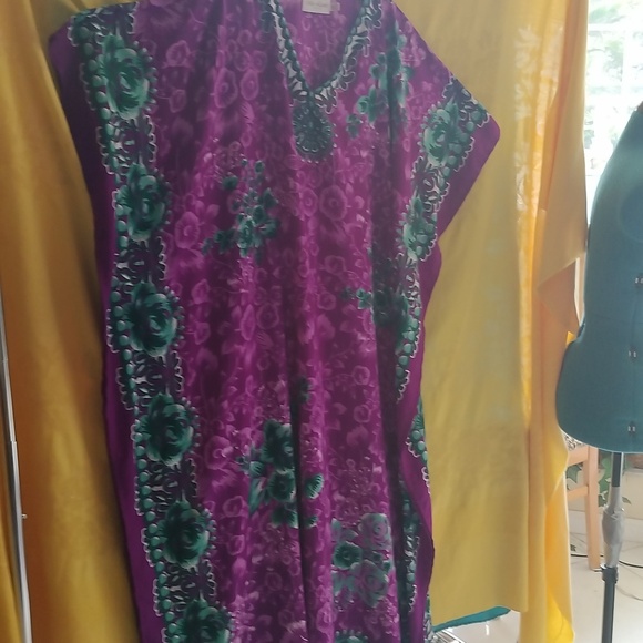 Women's colorful attractive kimono - Picture 3 of 11